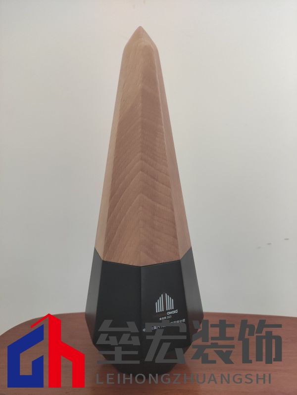 設(shè)計(jì)師王磊喜獲金住獎大連十大居住空間設(shè)計(jì)師稱號「Talk設(shè)計(jì)」